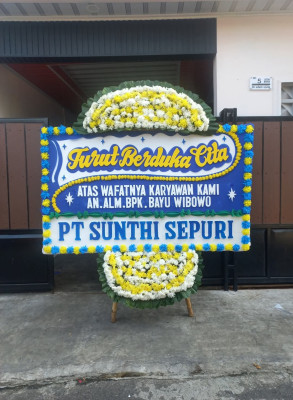 Papan Bunga Duka di Wongkaditi Timur