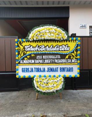 Papan Bunga Duka di Wongkaditi Timur
